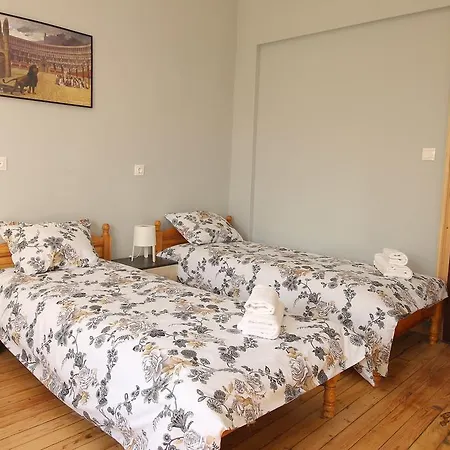 بيت ضيافة Santa